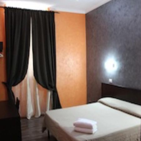 Caput Mundi Hotel Rome Buitenkant foto