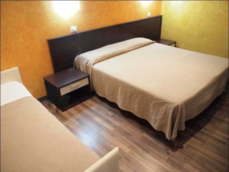 Caput Mundi Hotel Rome Buitenkant foto
